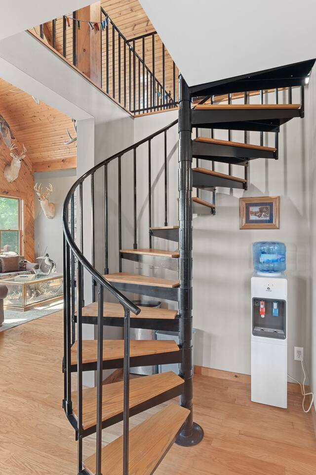 Peaceful Cabin with Extraordinary Views with Local Golf Opportunities