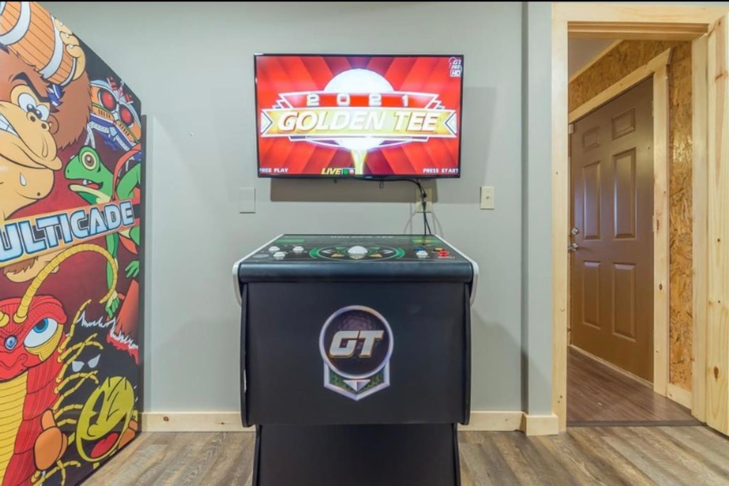 Family Fun Retreat! Game & Movie Room | Dollywood