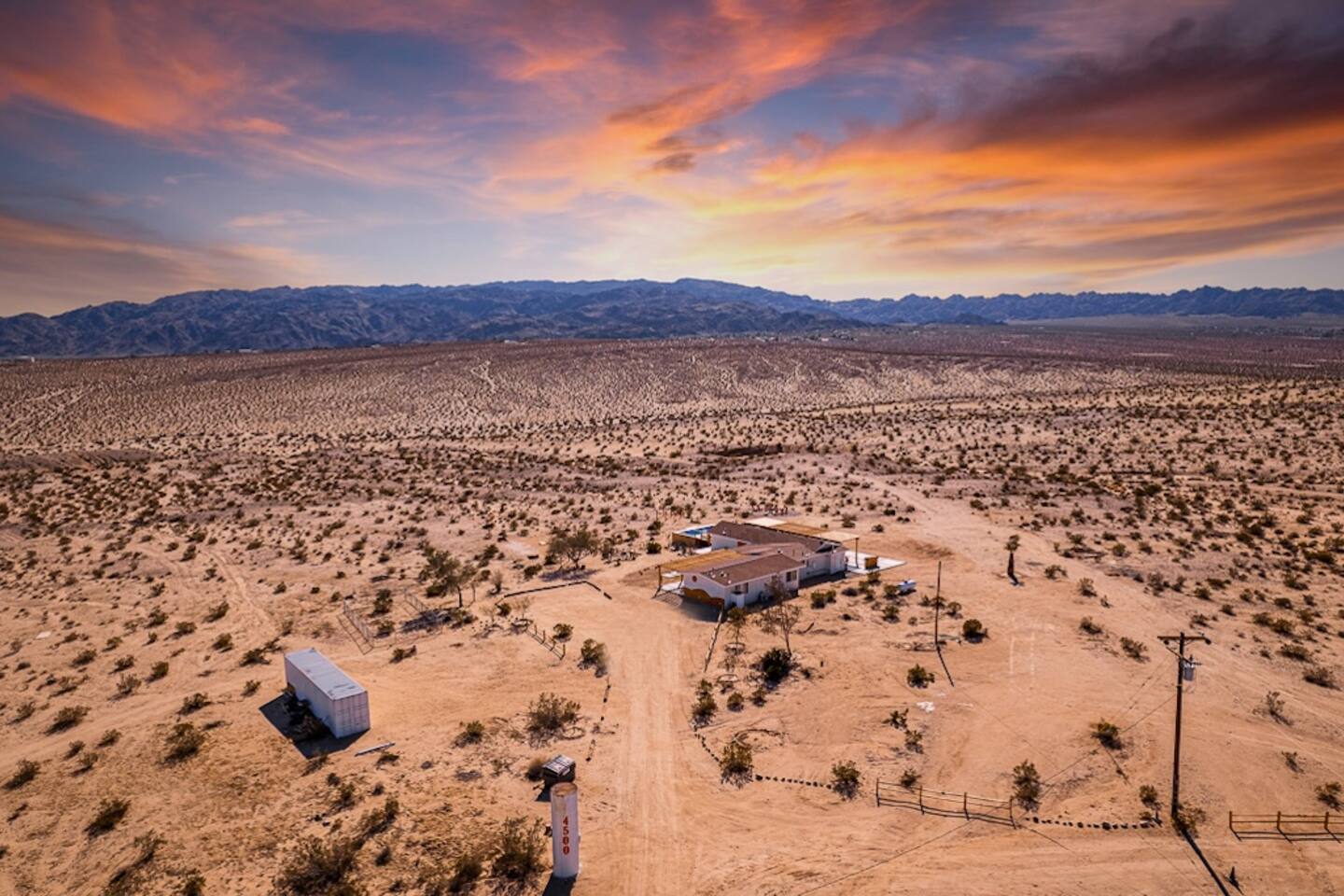 Desert Flower Retreat - views, privacy, pool/spa
