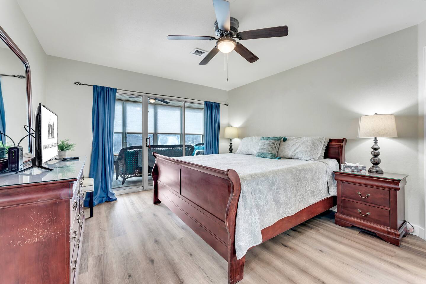 Lake View, Indoor Pool, Hot Tub, Golf, Pt Royale!