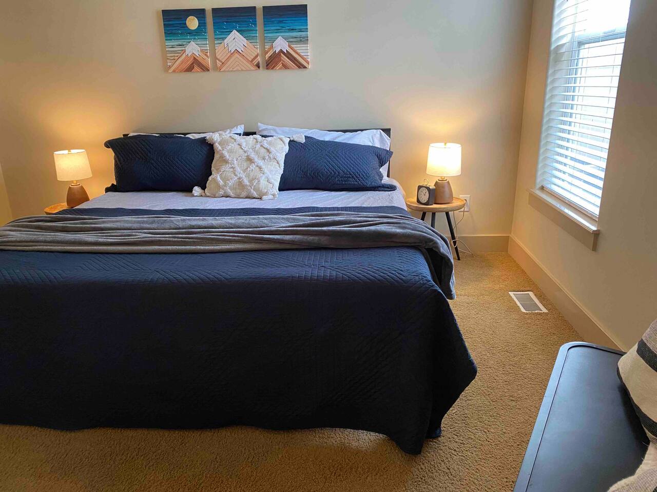 ✦PET FRIENDLY✦SPACIOUS✦Home Away From Home