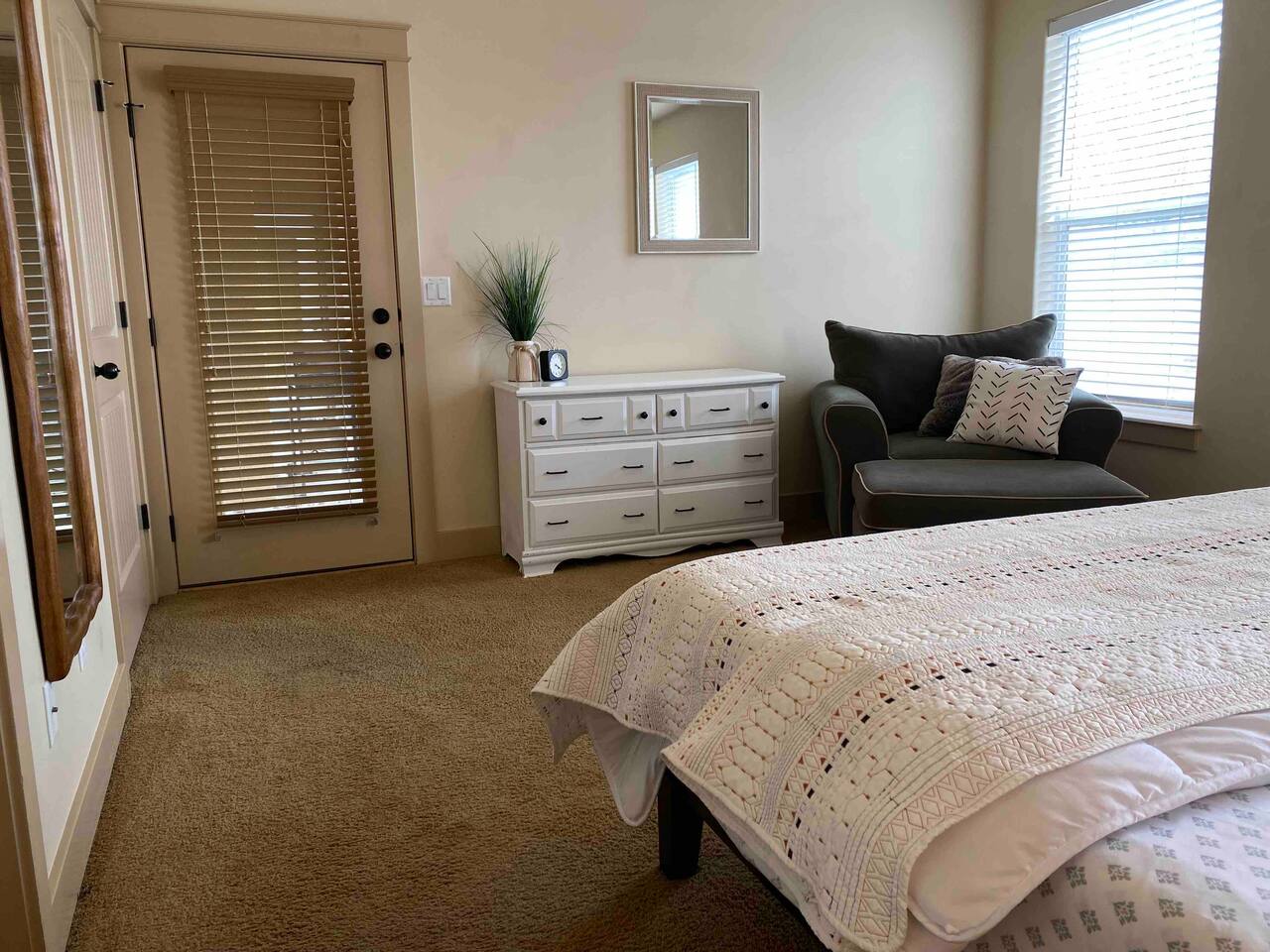 ✦PET FRIENDLY✦SPACIOUS✦Home Away From Home