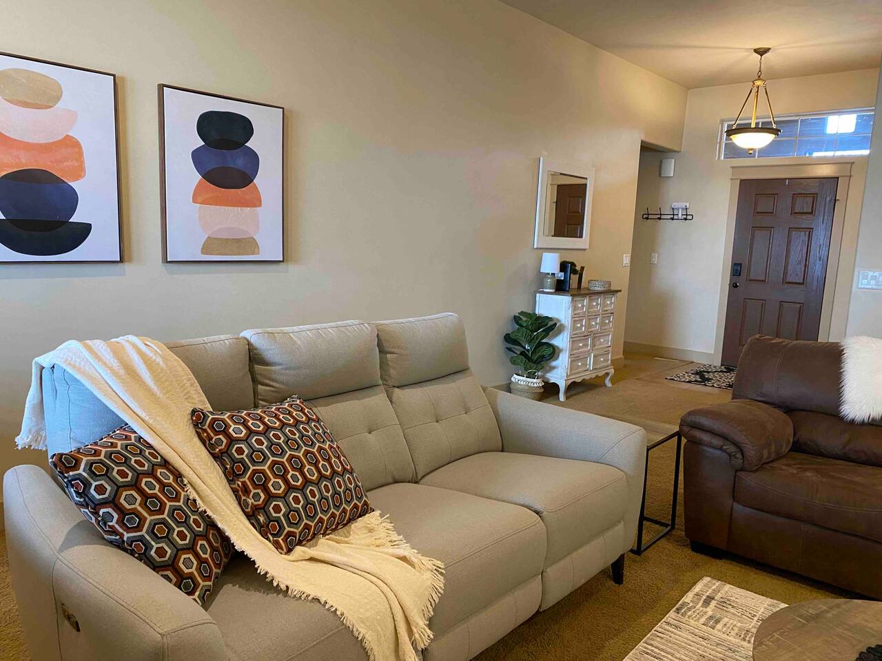 ✦PET FRIENDLY✦SPACIOUS✦Home Away From Home