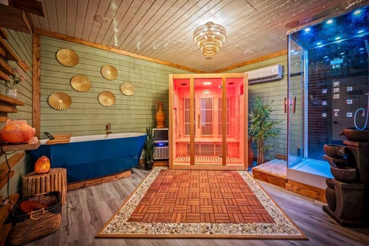 Spring Resort w/ Mtn View! Spa! Poker, Gym, HotTub — Sevierville — vacation rental