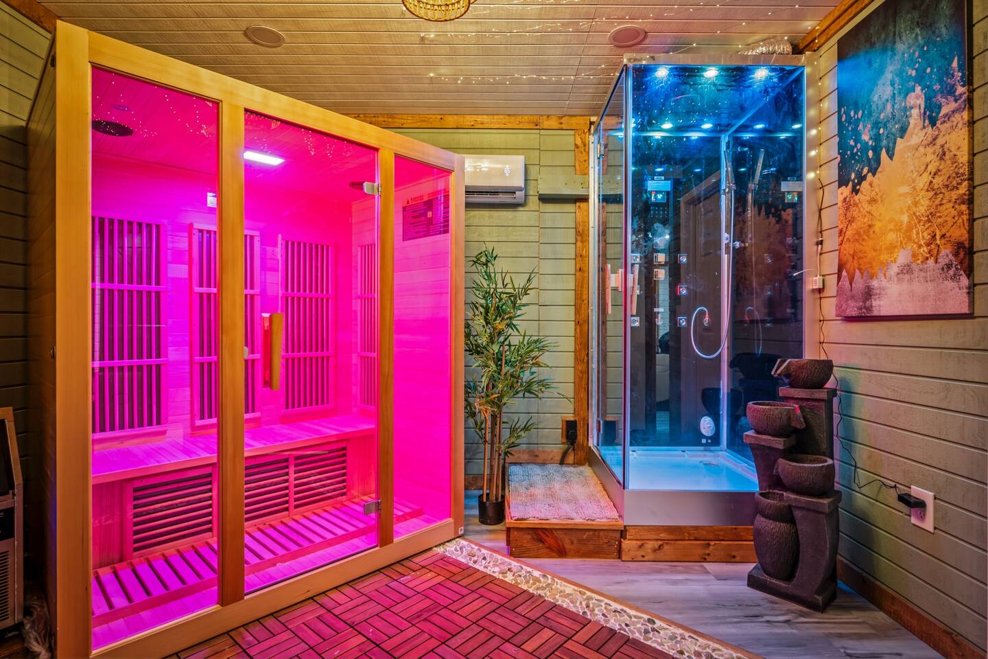 Spring Resort w/ Mtn View! Spa! Poker, Gym, HotTub