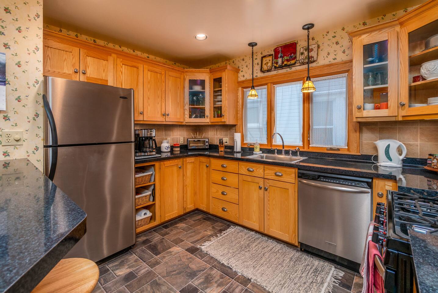 Safe Parking Walk Score 79 — Buffalo — vacation rental