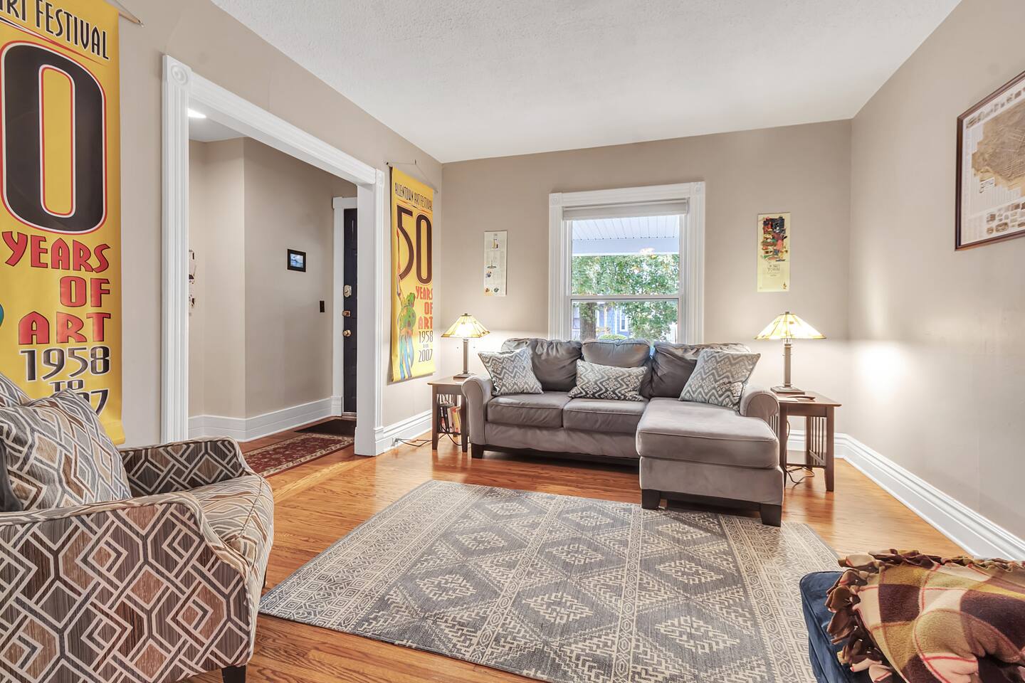 Walk Score 90 Parking Fast Wi-Fi — Buffalo — vacation rental