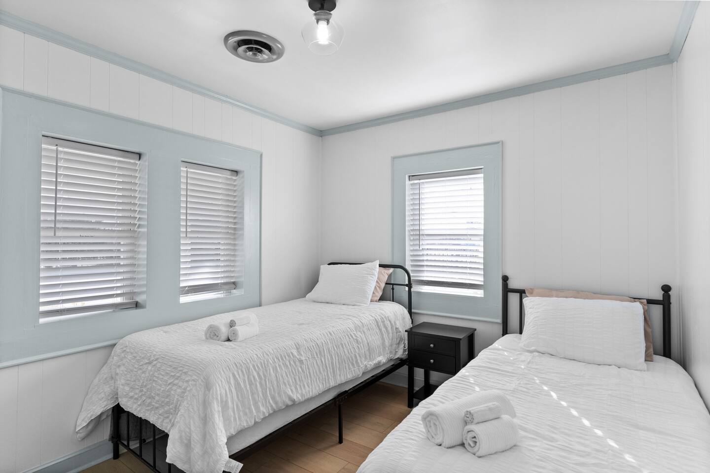 Kure Cabana*Cottages@Kure*Ocean View*Pool*Historic