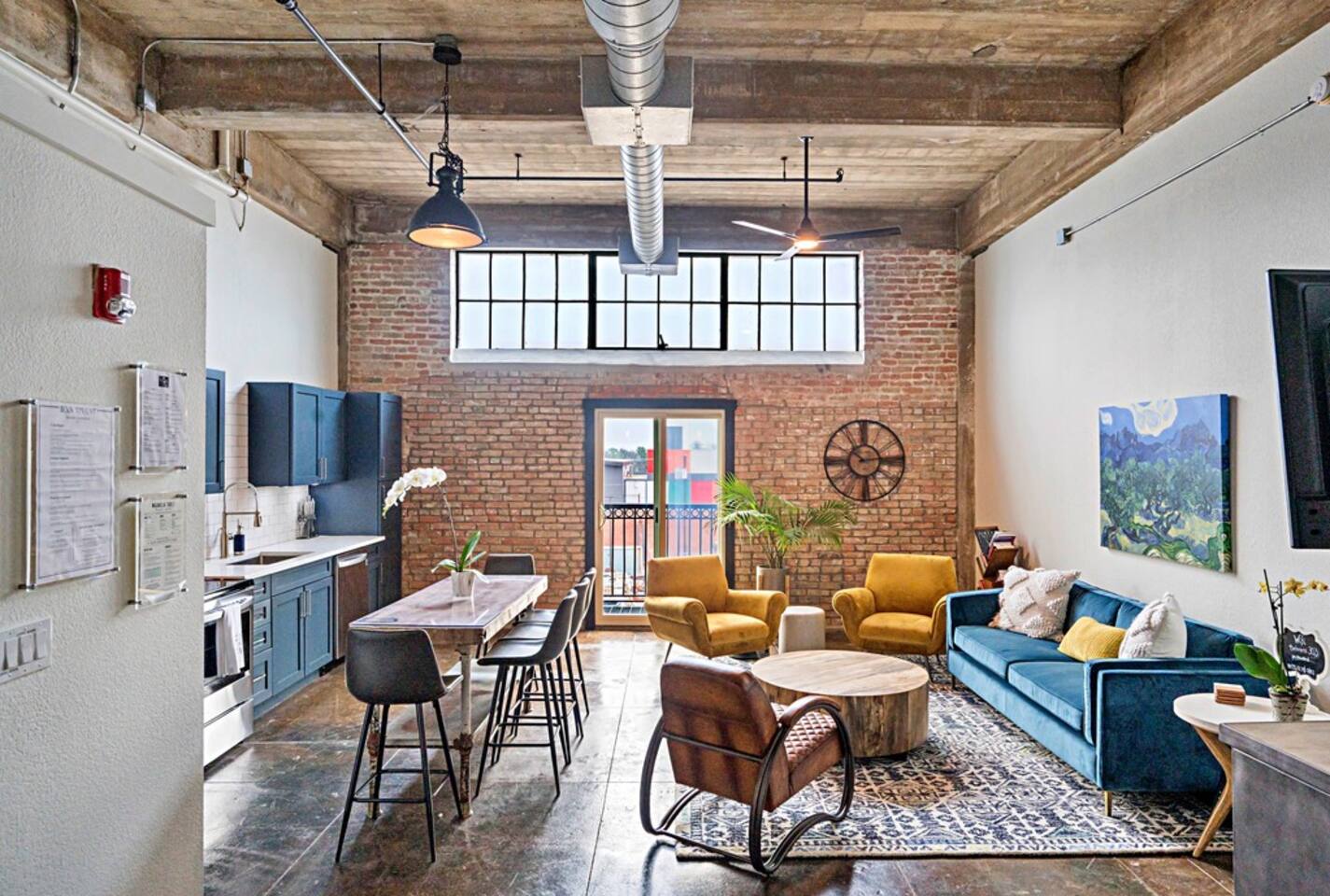 Modern Downtown Domicile - Walk To The Silos