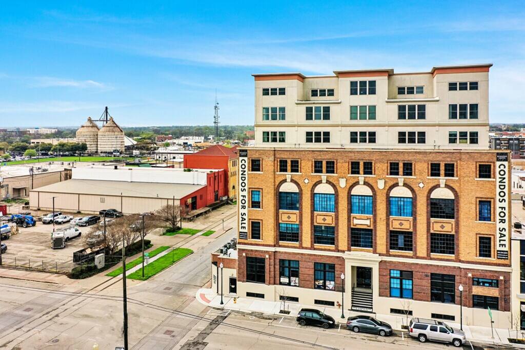 Mesquite Hideaway at Behrens Lofts-Downtown Luxury