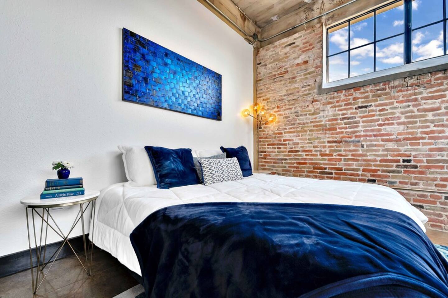 Oso Condo - Walk To The Silos