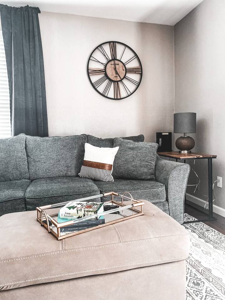 The Jetsetter ✈ 1BD/1BA Apartment - ScottAFB 6min