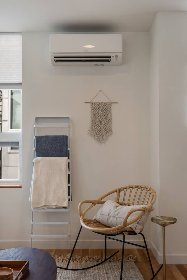 WC 2026 Seattle Stay | 10–15 Min to Lumen + A/C
