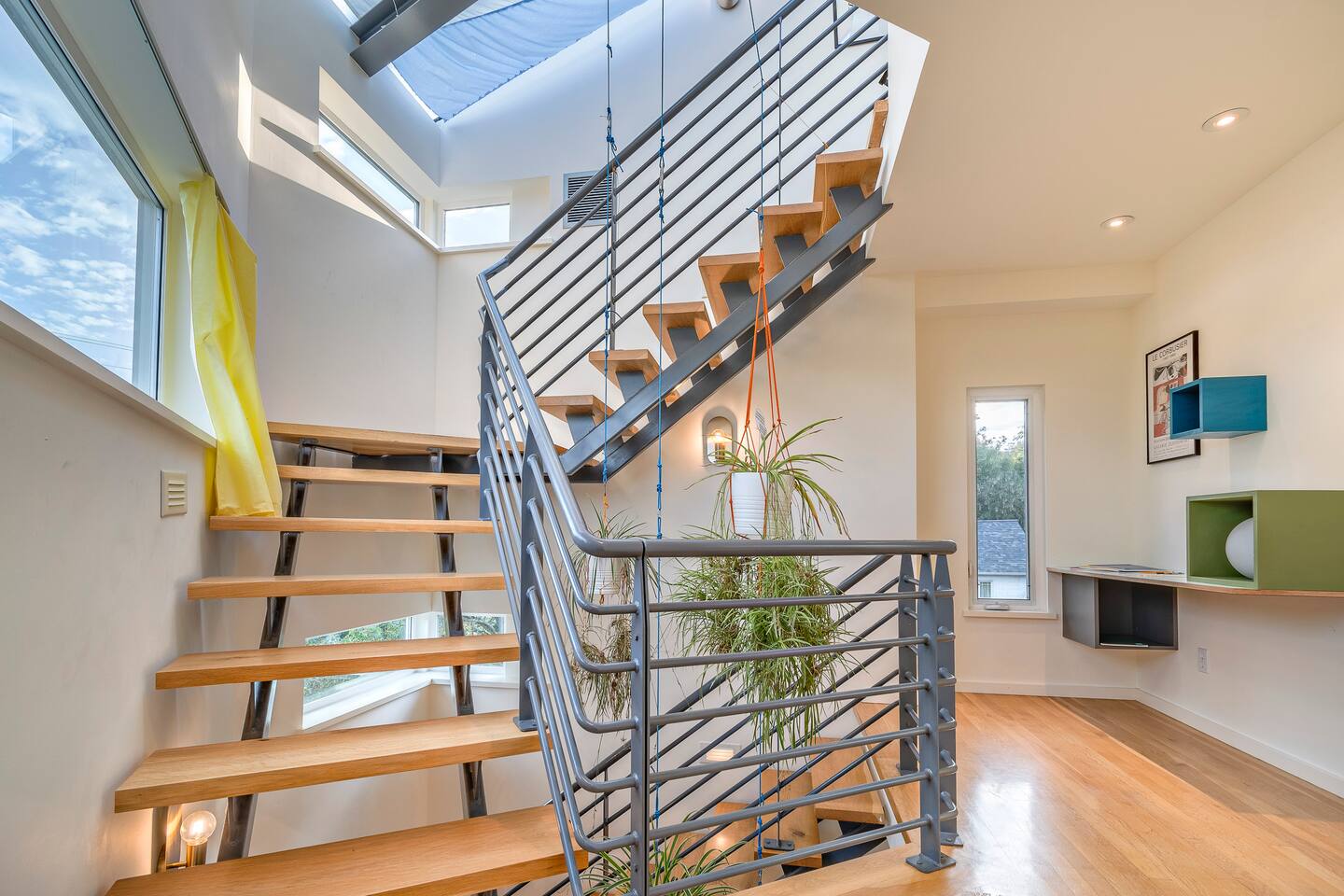 SkylineView/RooftopSauna/ArchitectDesign/AC/Pet OK
