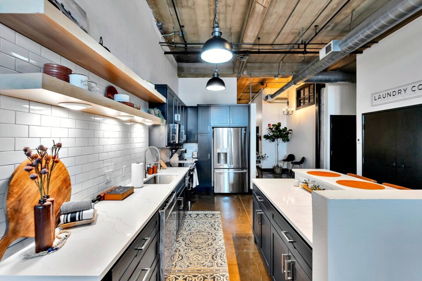 3 Bdr Luxury Loft-Heart of Silos/Baylor/Downtown