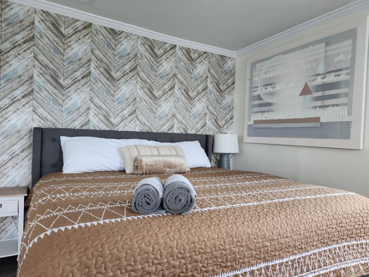 Buoy Bay–Waterfront Luxury in AC | Relax & Unwind!