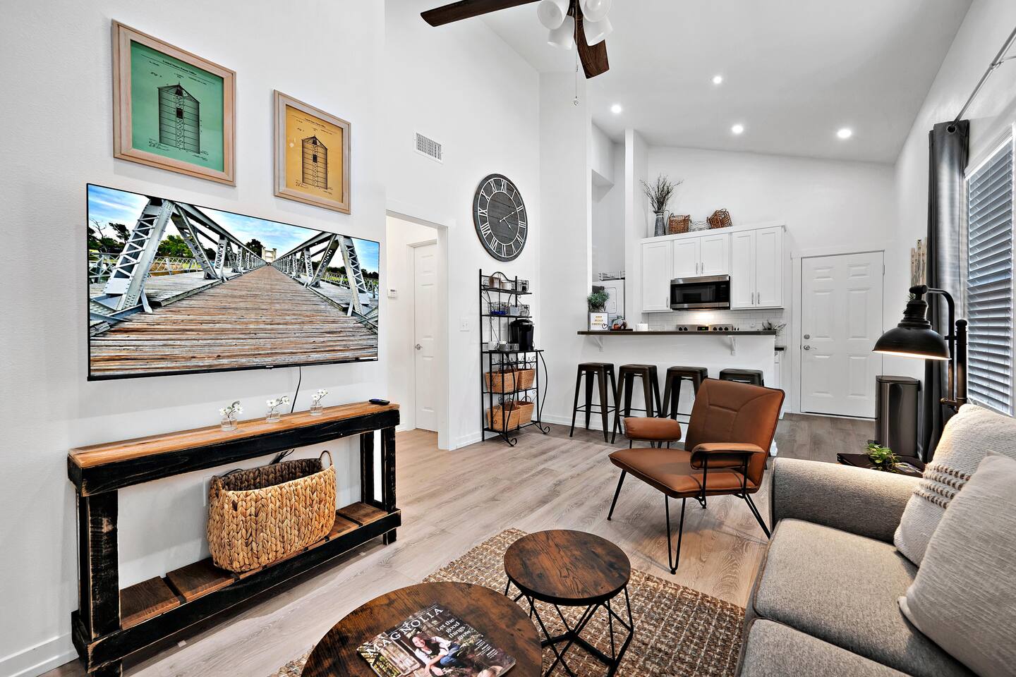 The Silo Sweetheart- Just minutes from Downtown!