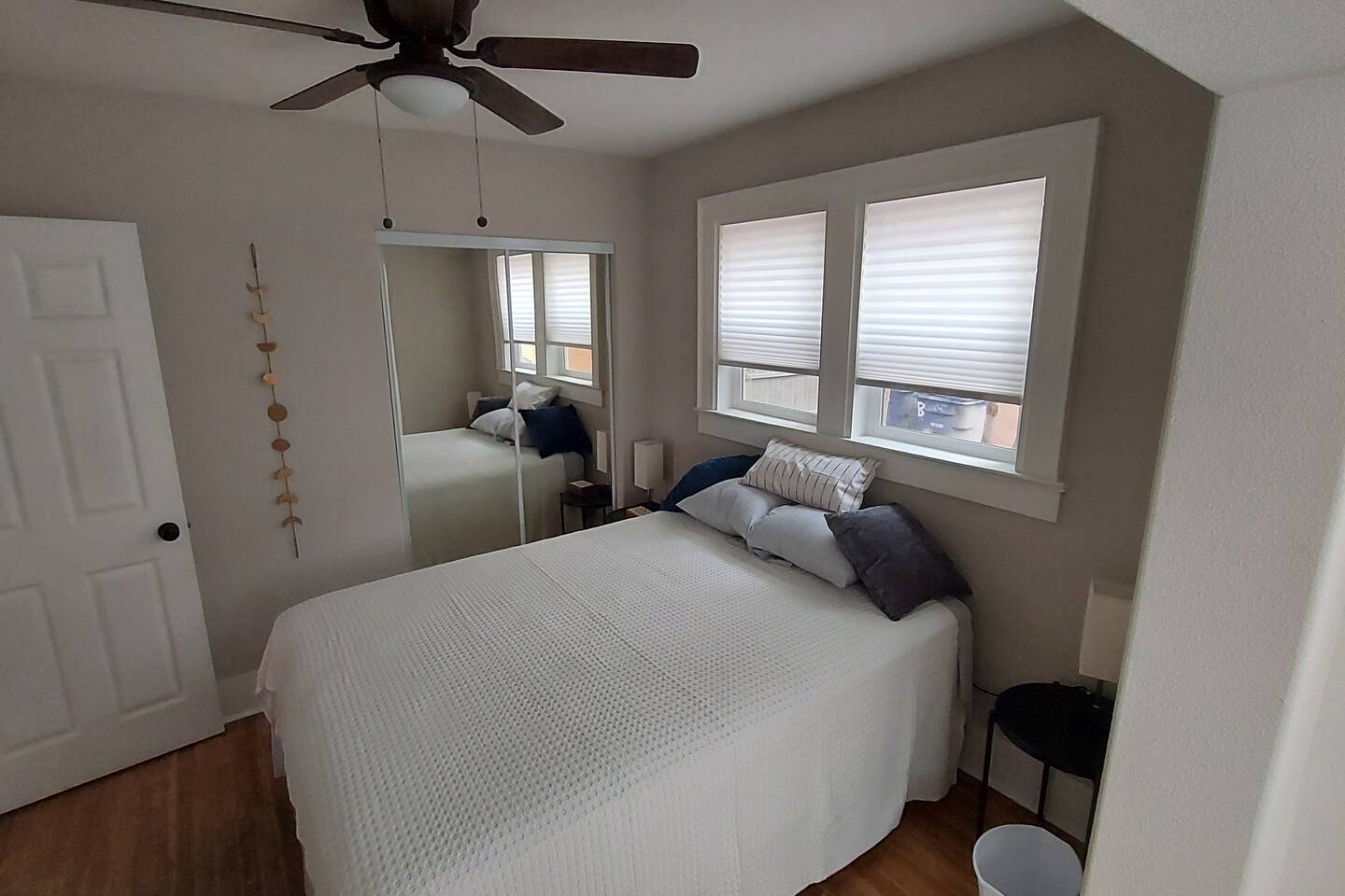 *Nob Hill/UNM ~ Luxury Remodeled House w/ King Bed