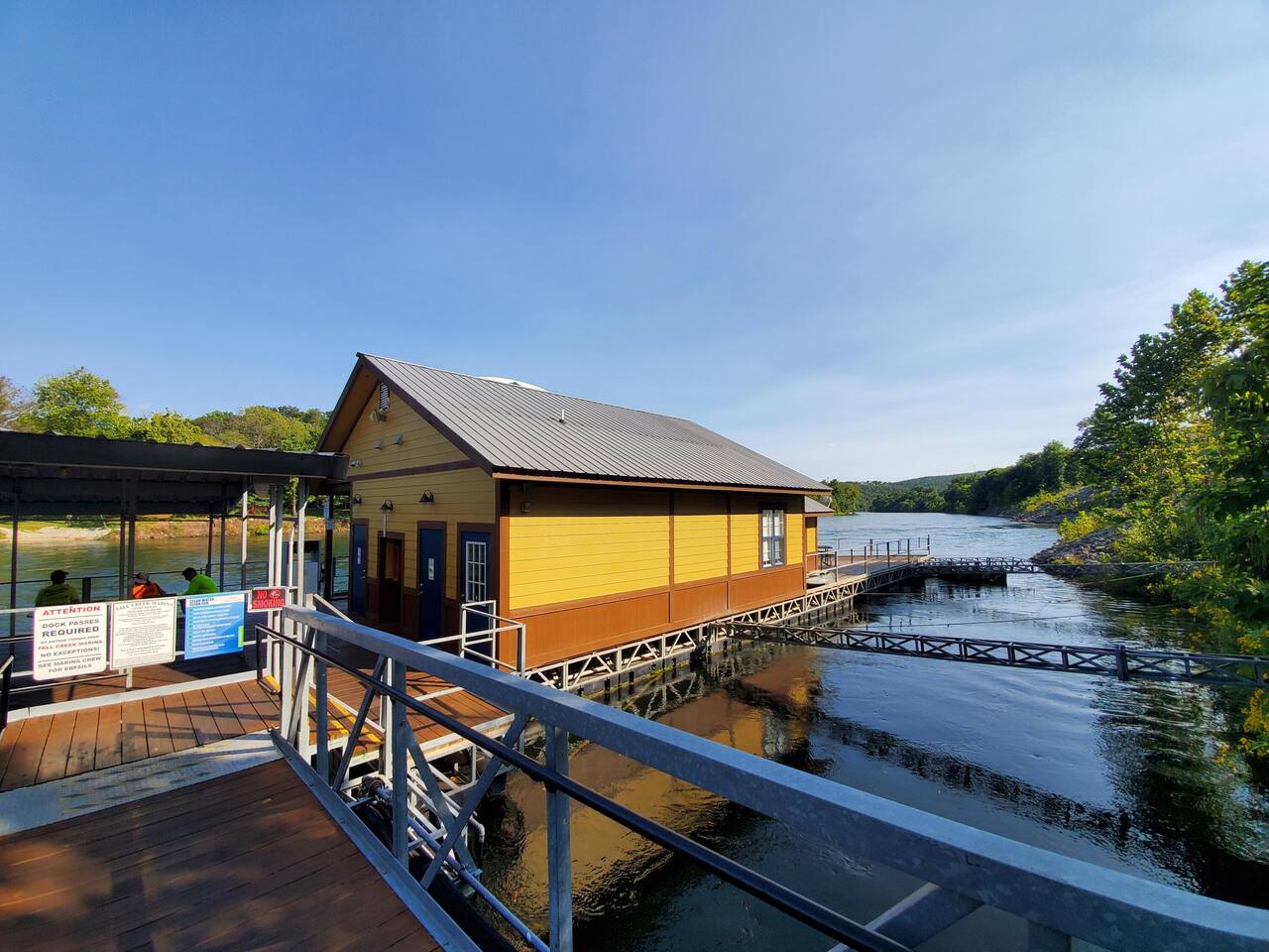 Gorgeous with Golf View, Branson Strip/Lake Marina - Apartment