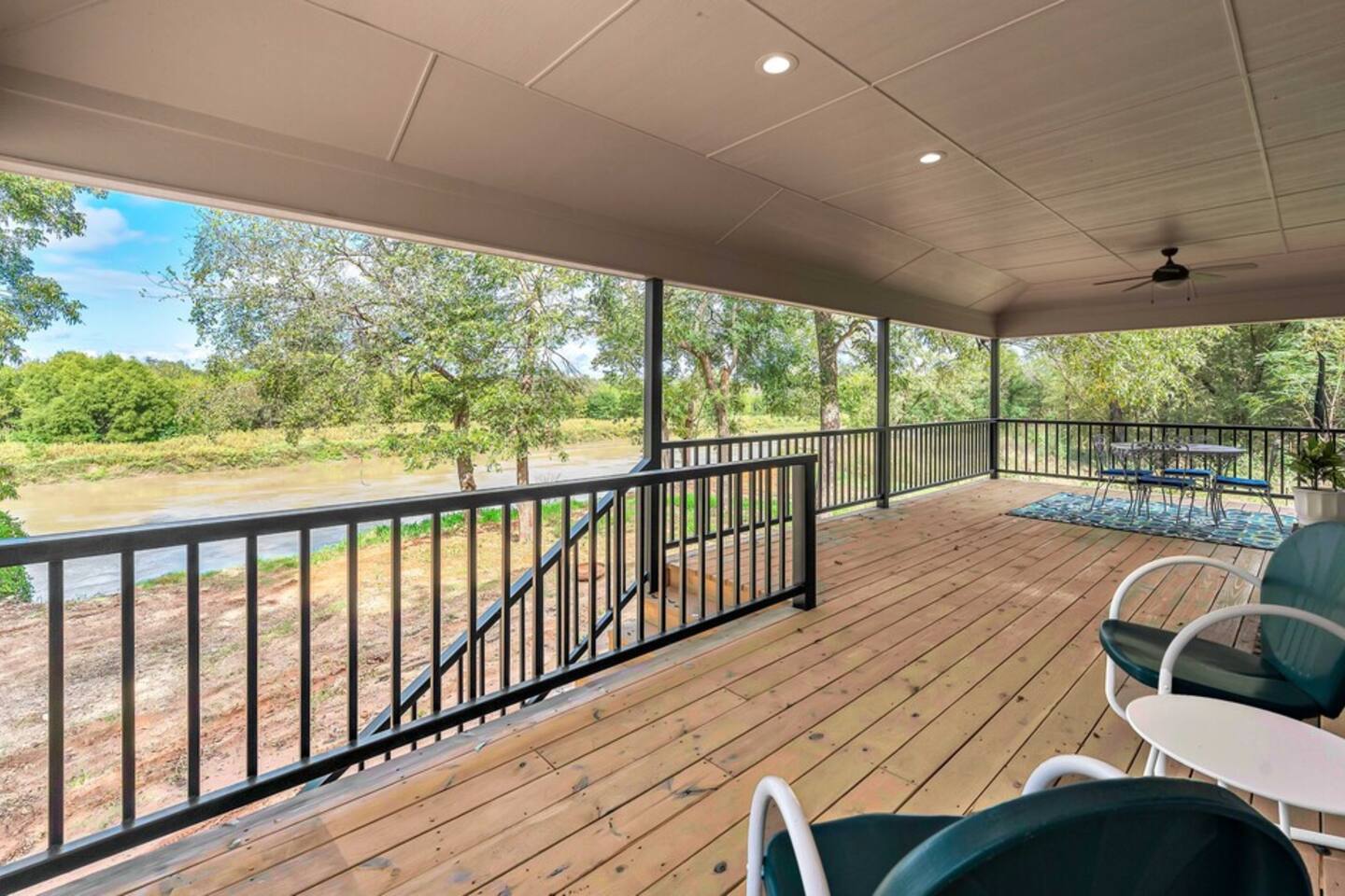 Brazos River Bungalow - Close to Silos & Baylor — Waco — vacation rental