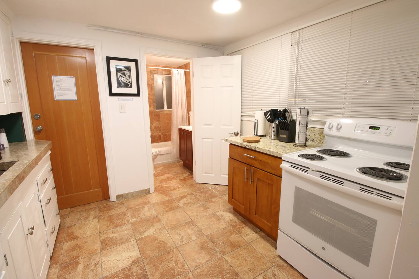 1bd Getaway @ Alki Beachfront•BED 2 BEACH 59 STEPS