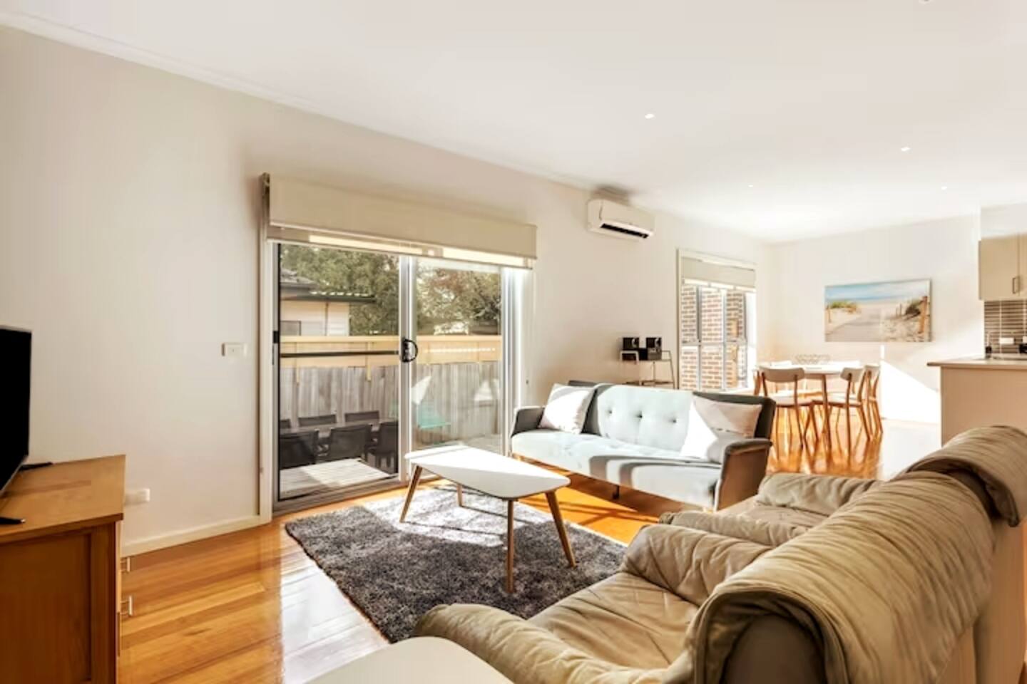 Beach 27 by Ready Set Stay — Dromana — vacation rental