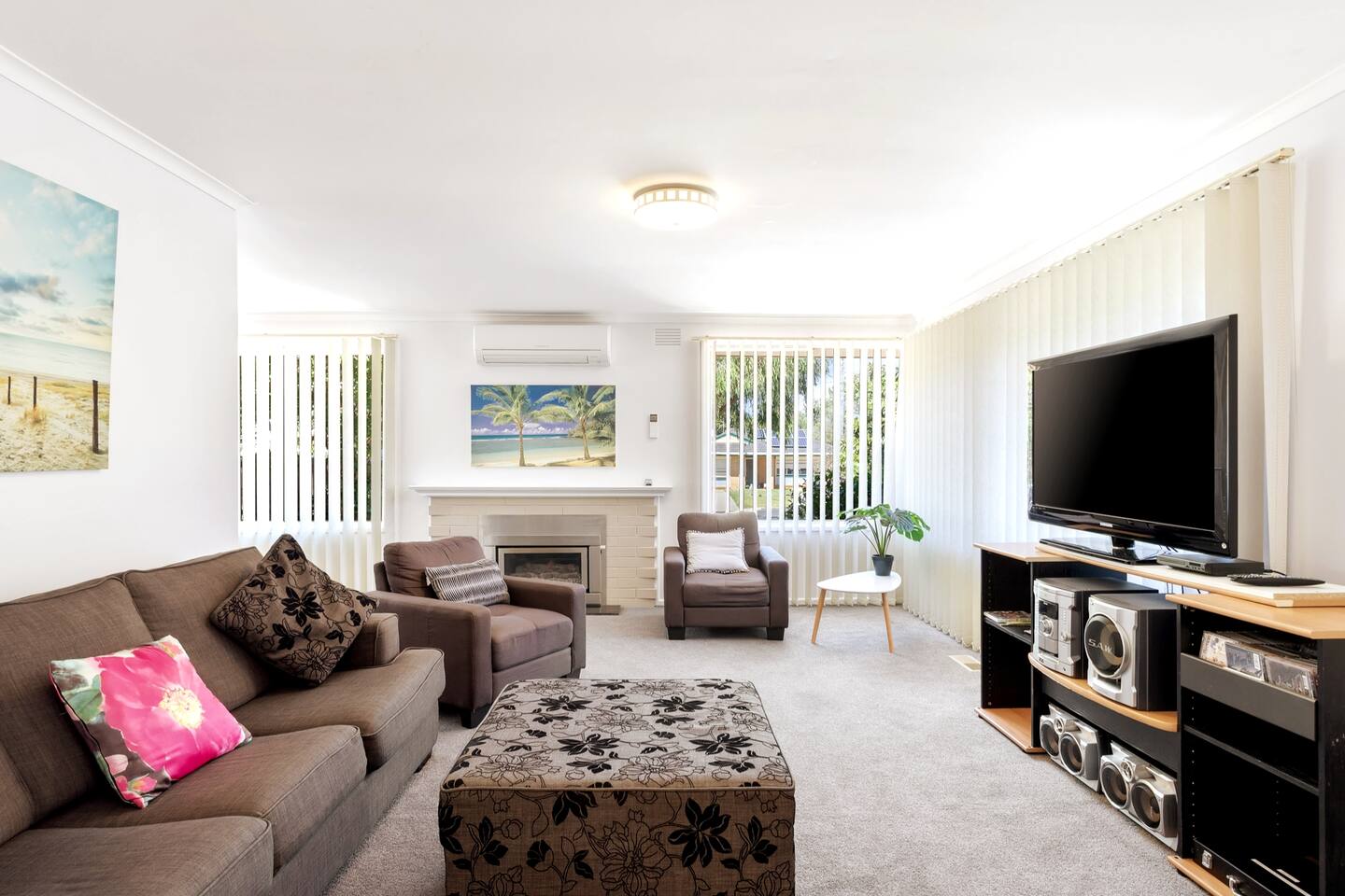 Braidwood Beachouse by Ready Set Stay