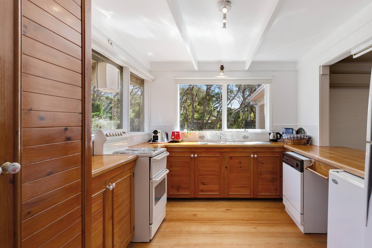 Moonah Cottage Rye by Ready Set Stay