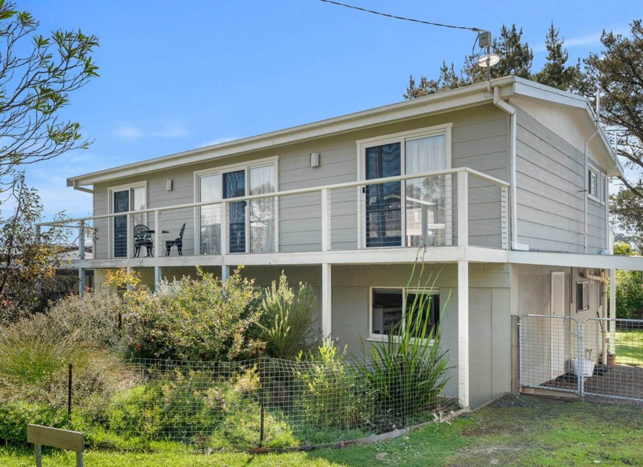 Island Time Smiths Beach — Smiths Beach — vacation rental