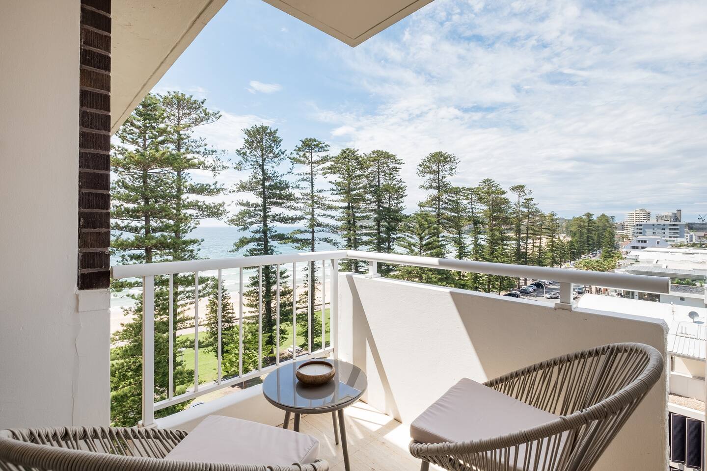 Stunning Beachfront Penthouse-Beach/District Views
