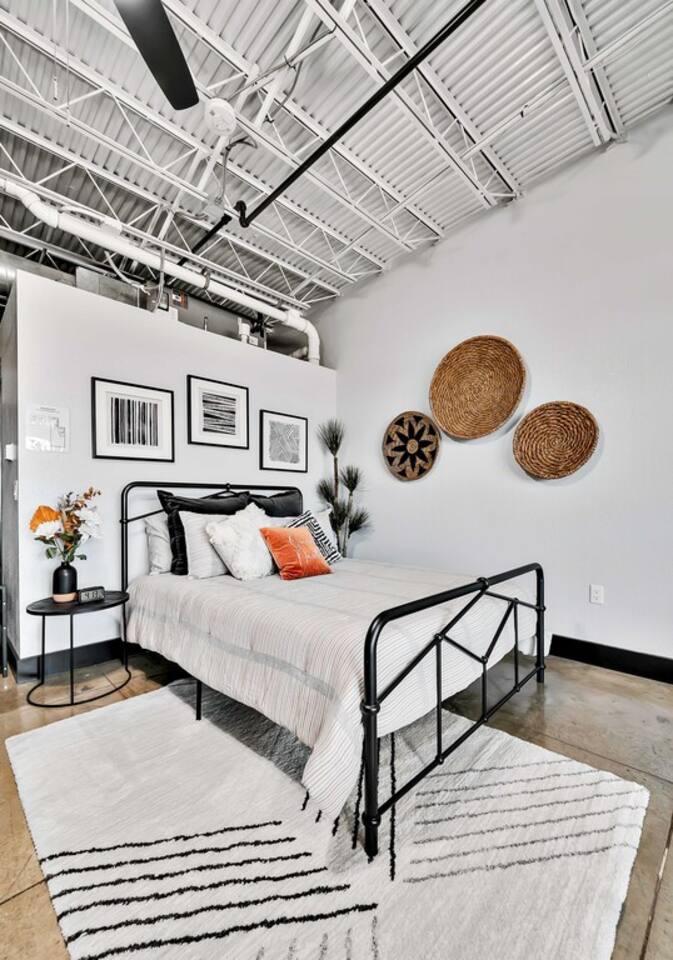Silo Boho Bungalow - Downtown Waco