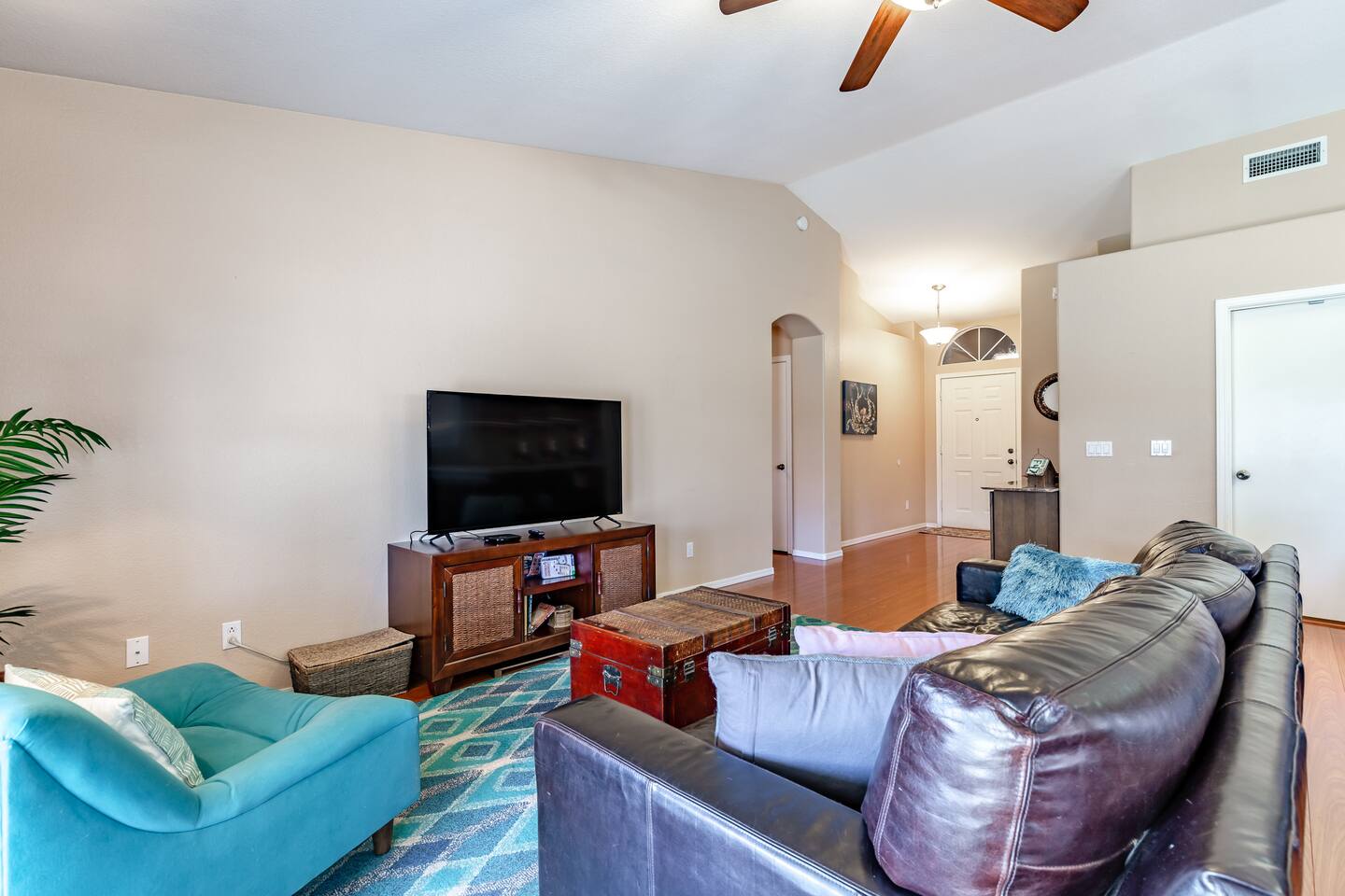 North Phoenix Pet Friendly Home near Mayo Clinic