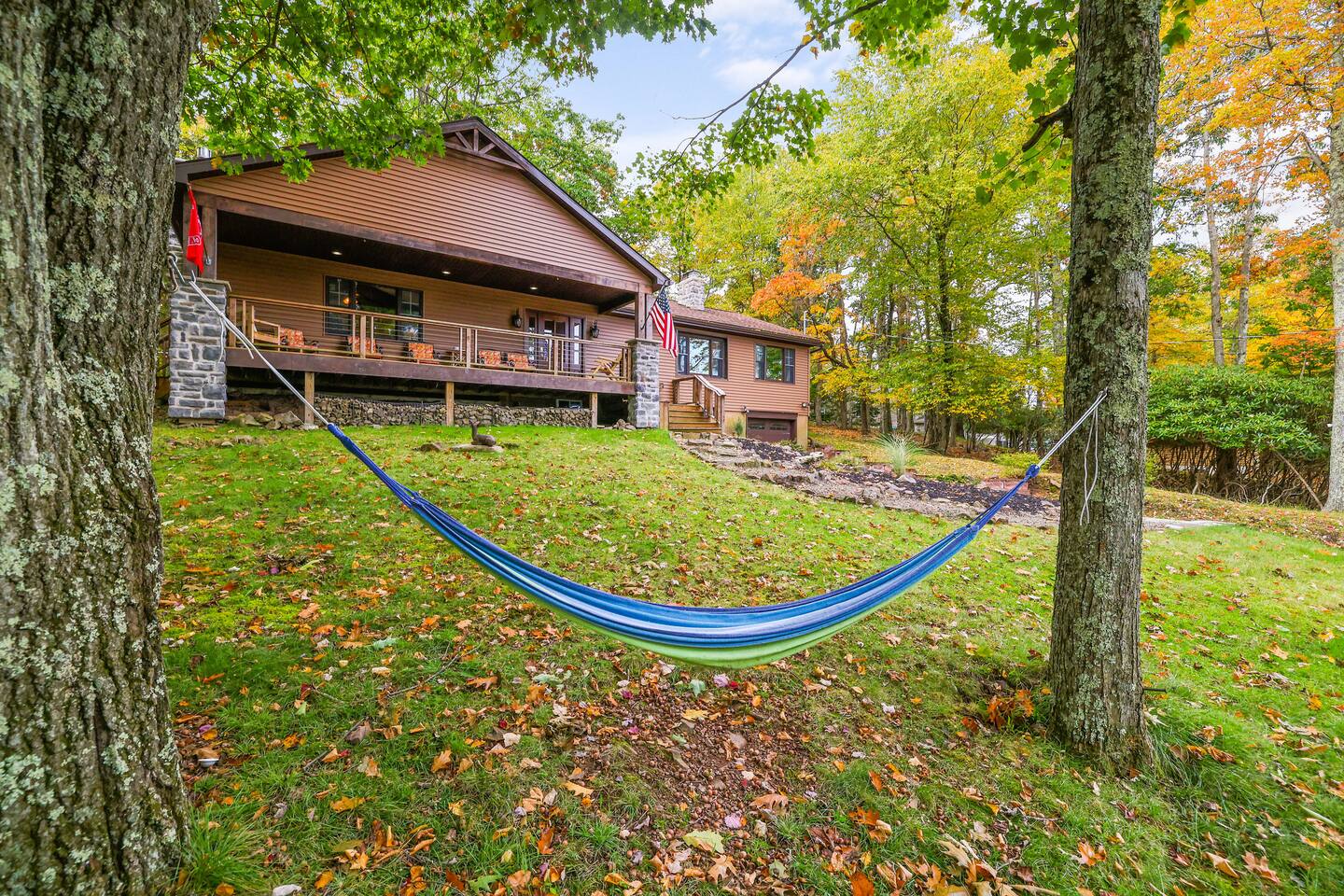 LaketopLodge- Lake views Gameroom*Hottub — Lake Harmony — vacation rental