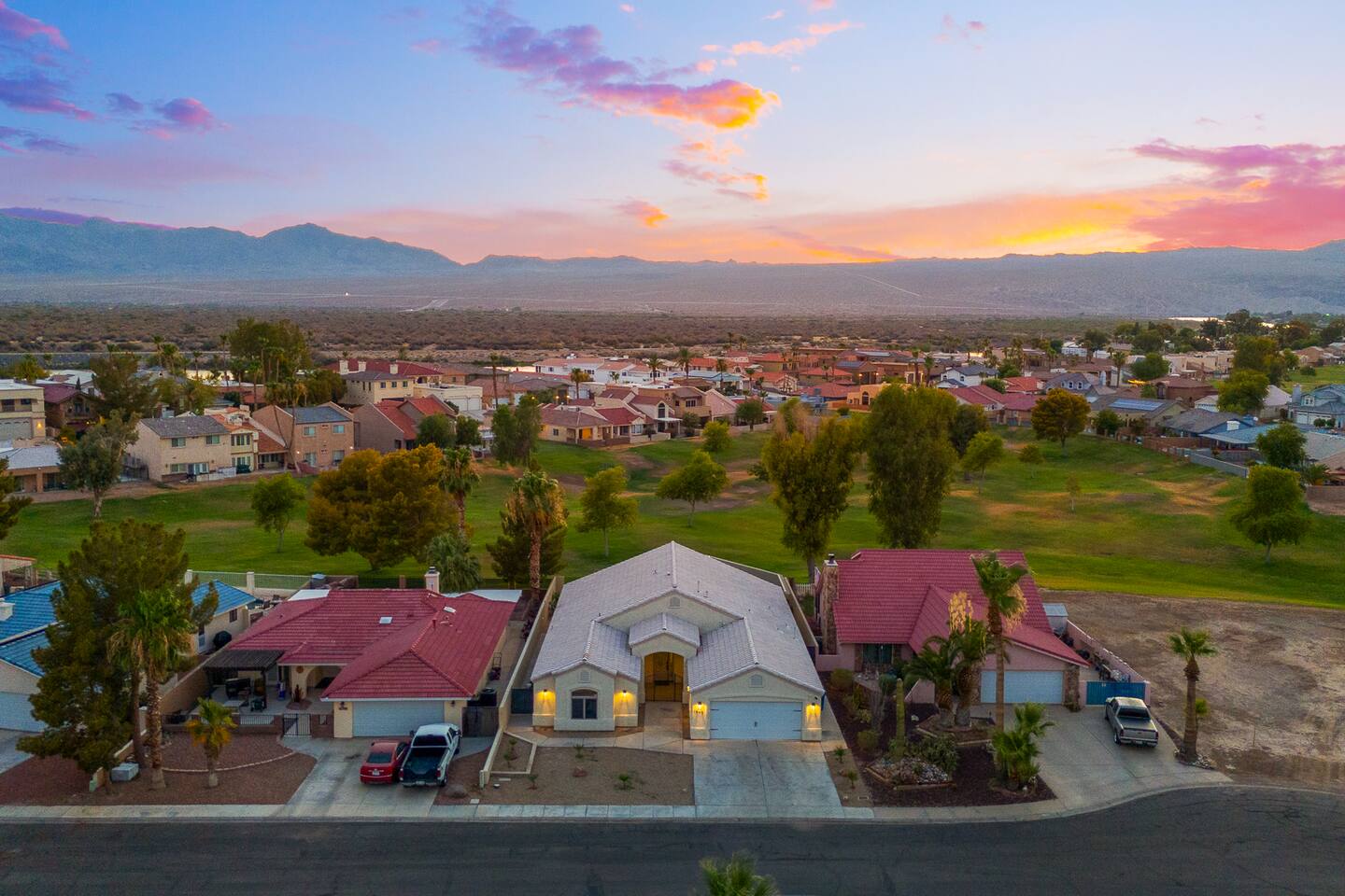 Epic Mid-Century | Sleeps 12 | Pool | Views