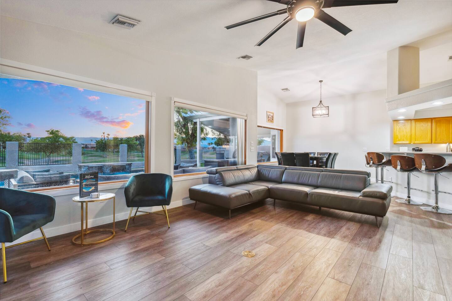 Epic Mid-Century | Sleeps 12 | Pool | Views