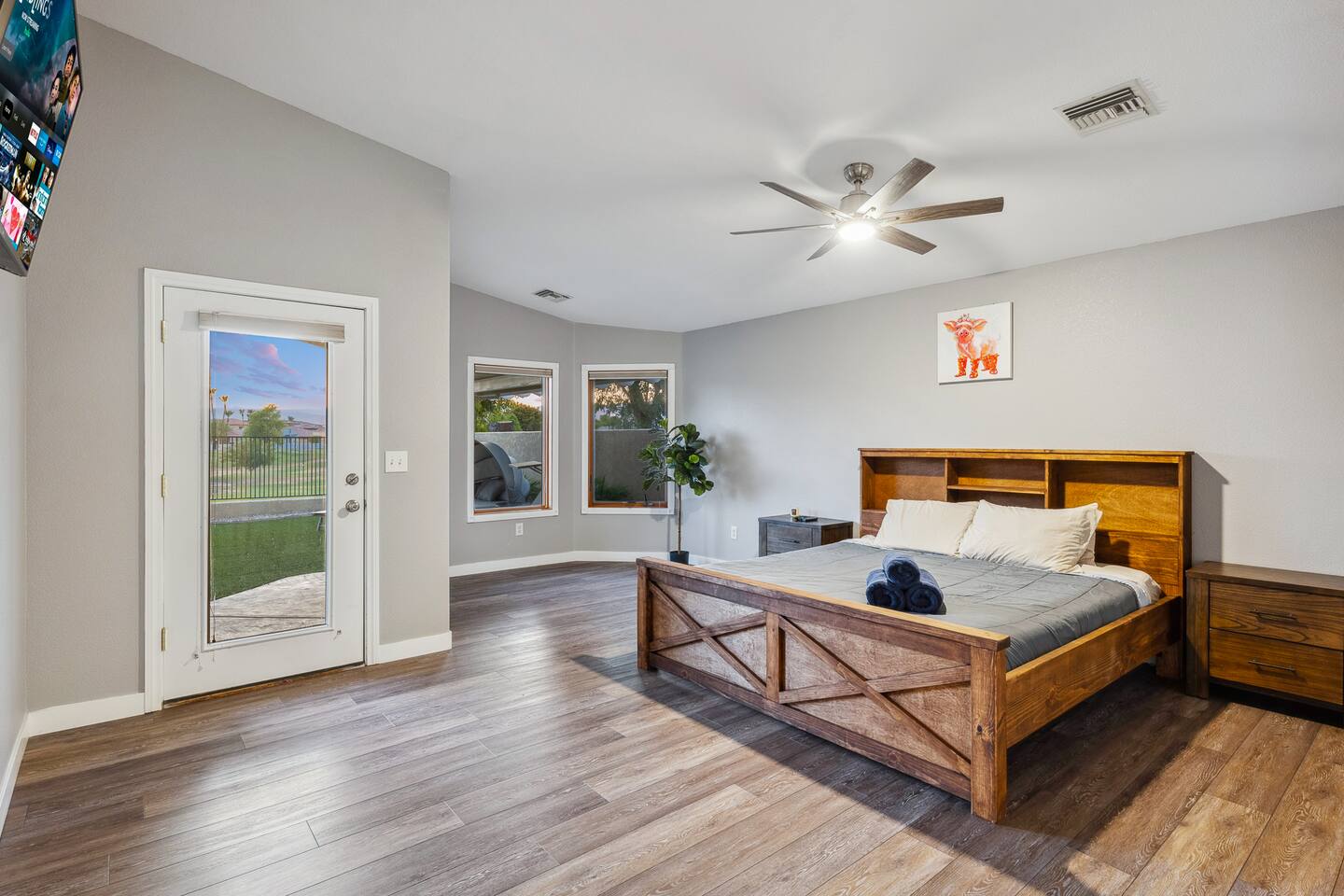 Epic Mid-Century | Sleeps 12 | Pool | Views