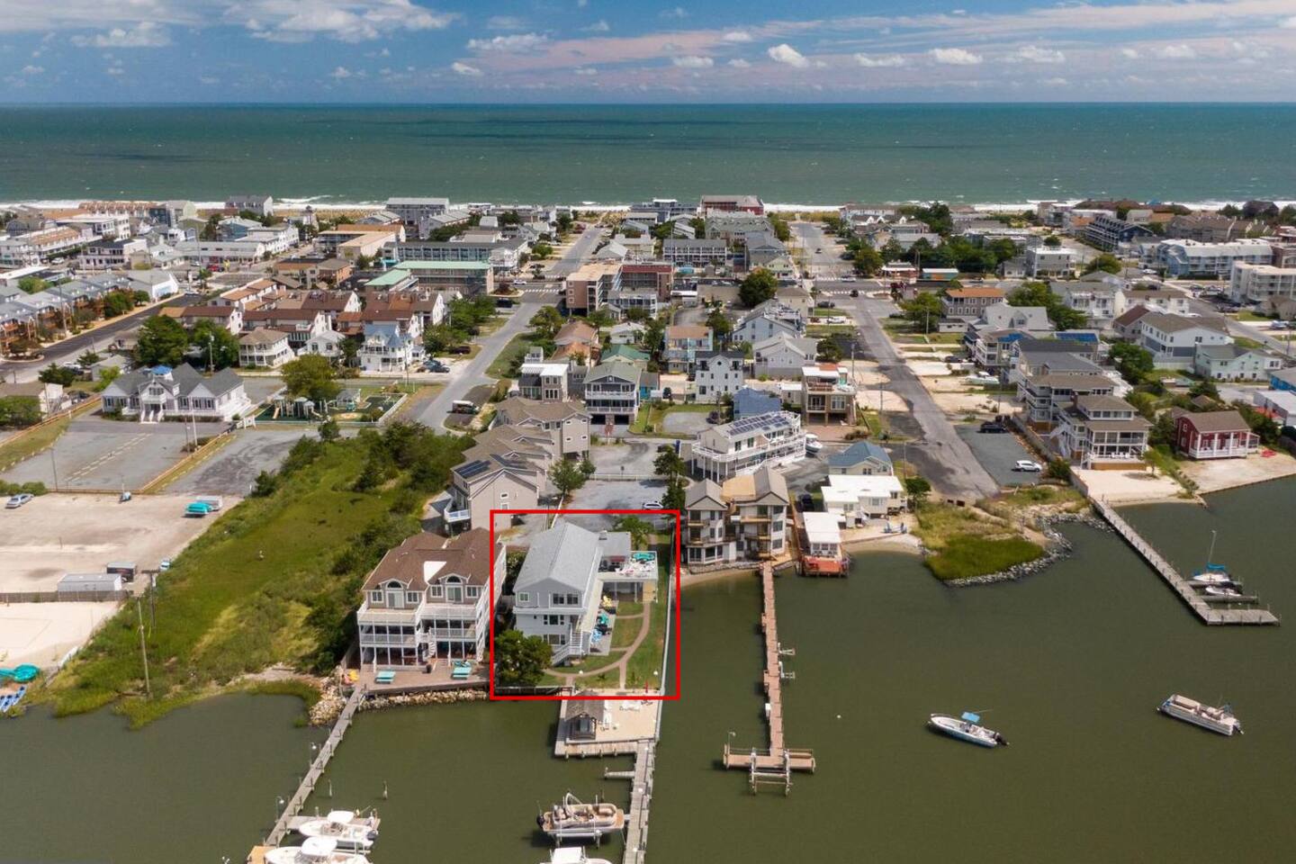 Read Ave Dewey Condo - Bay Front, Private Beach