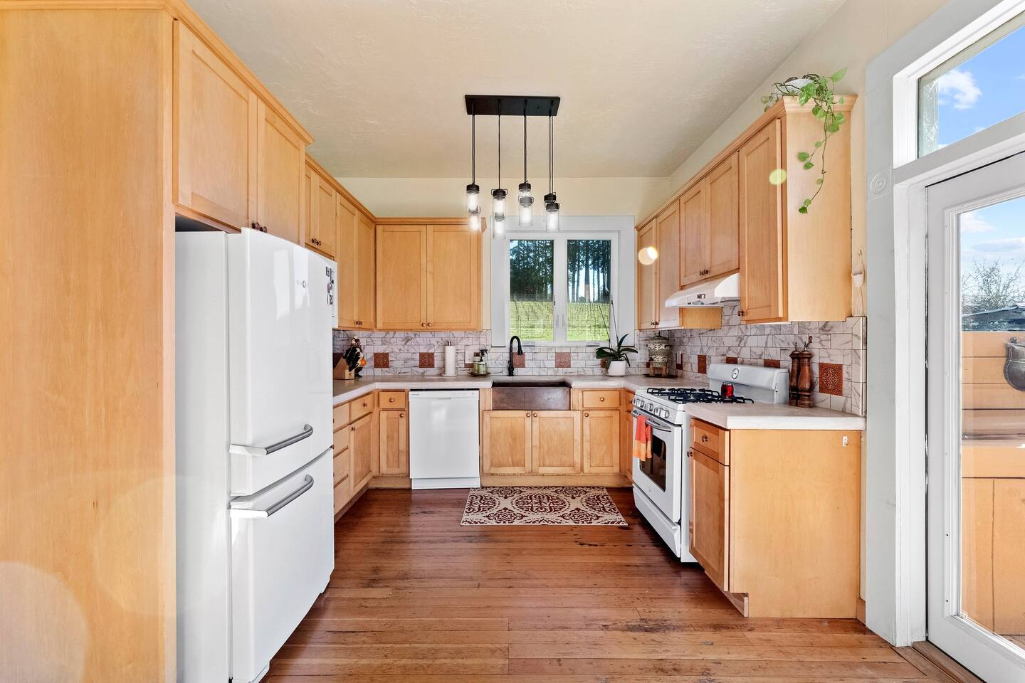 Sonoma County Historical Ranch House on a Vineyard