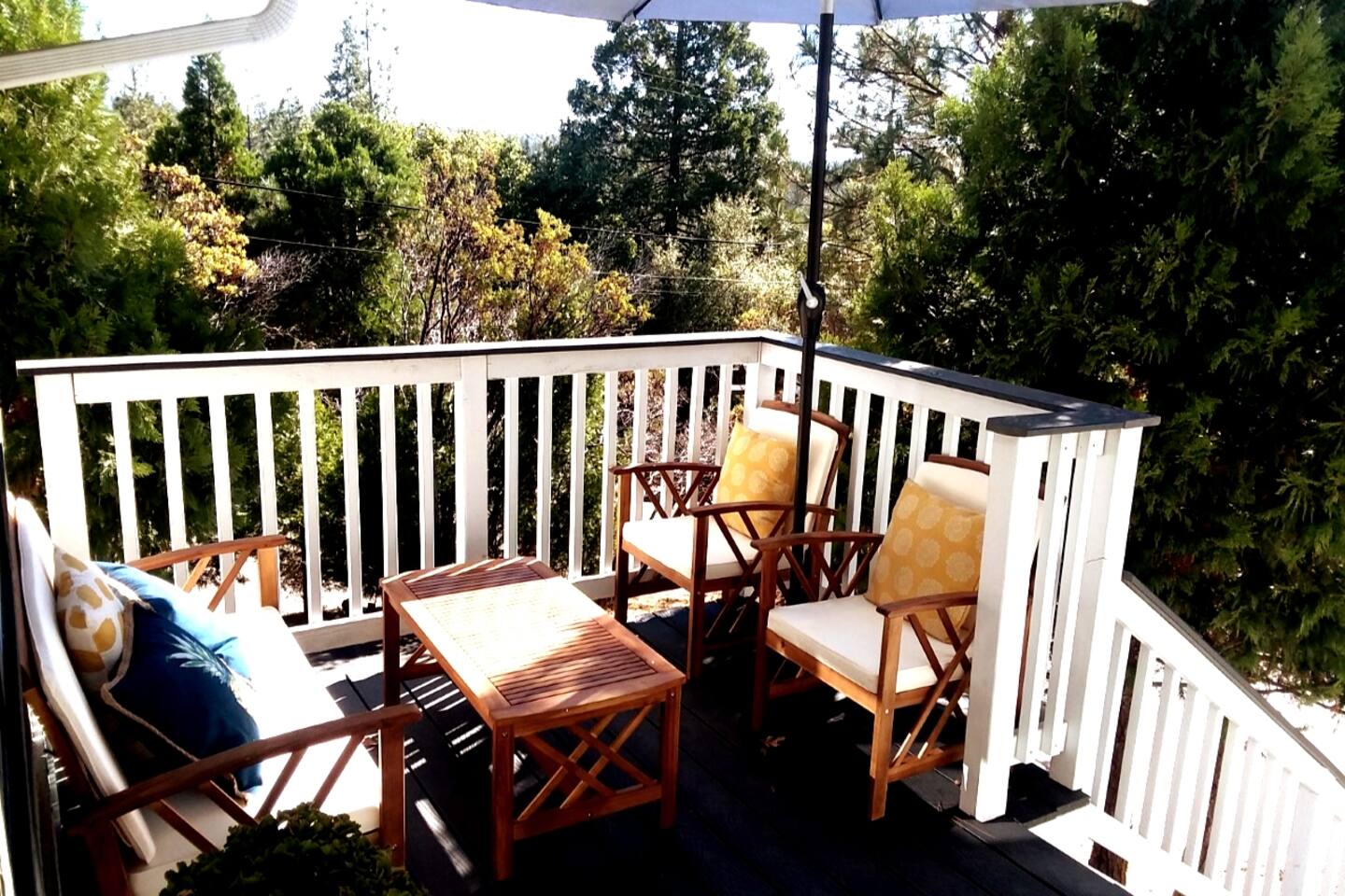 Sparkling Retreat, Spa and Fireplace Near Yosemite