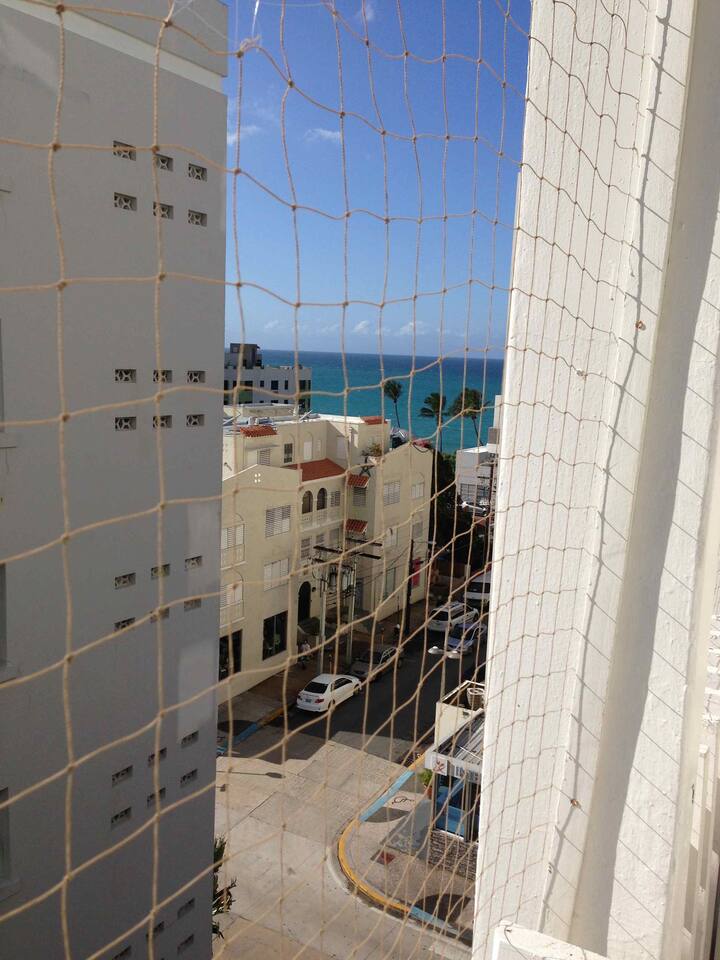 Beachside Oasis: 1-BR in Condado’s Vibrant Hub