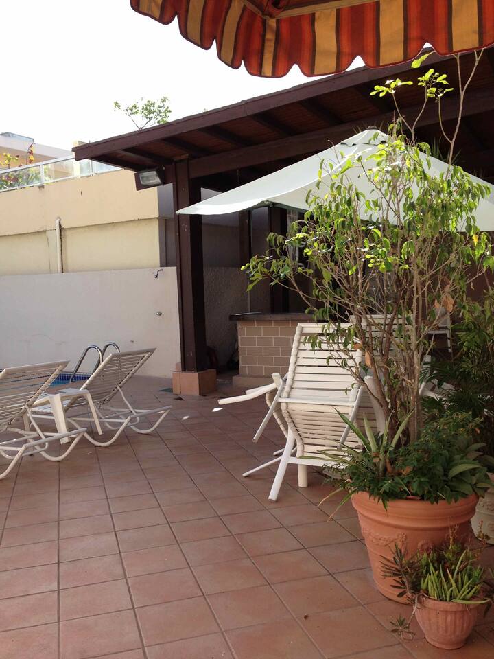 Beachside Oasis: 1-BR in Condado’s Vibrant Hub