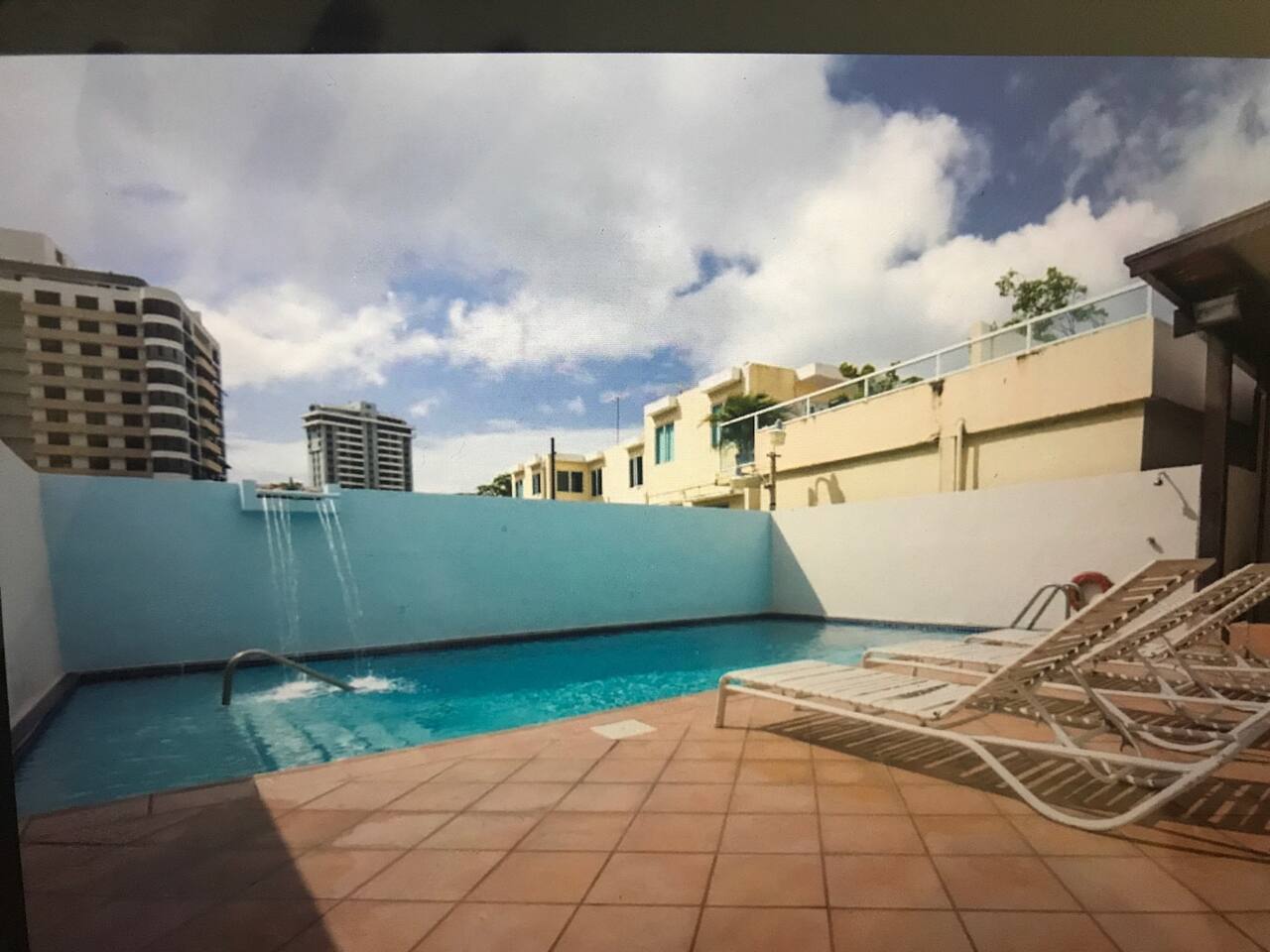 Beachside Oasis: 1-BR in Condado’s Vibrant Hub