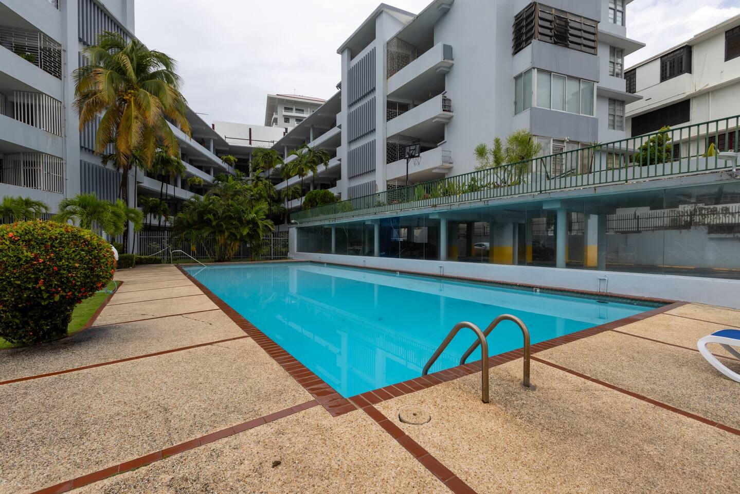 4th floor Studio:Pool & Lagoon in Condado!