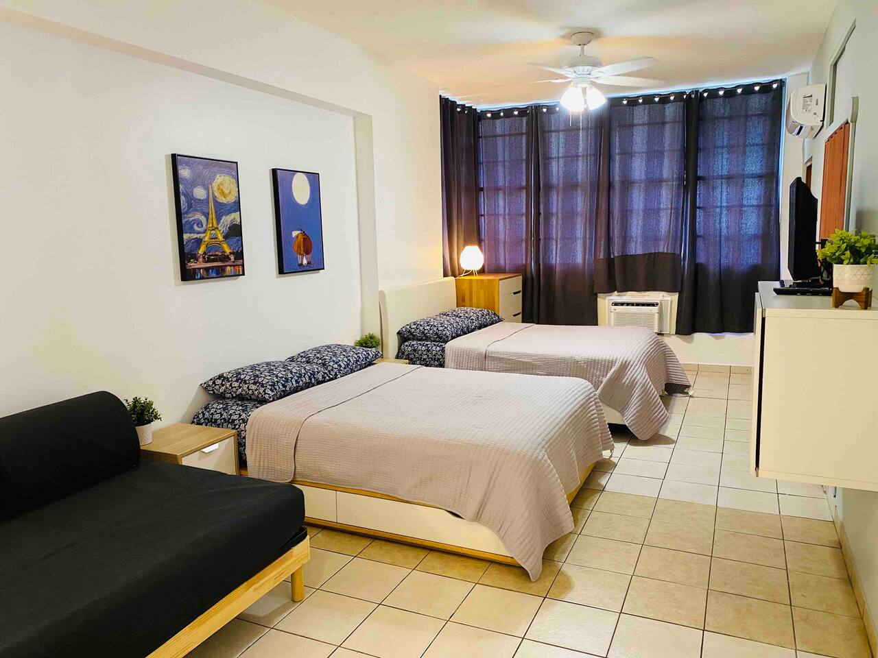 Steps To Beach Studio in Condado w/Pool&Ac