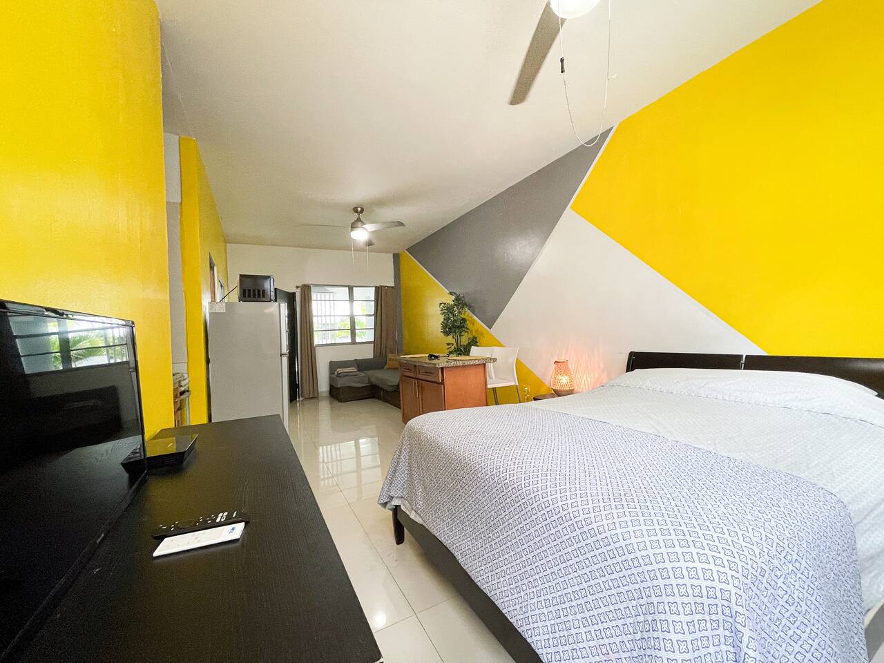 Sunrise Serenity Studio in Condado by Beach/Lagoon