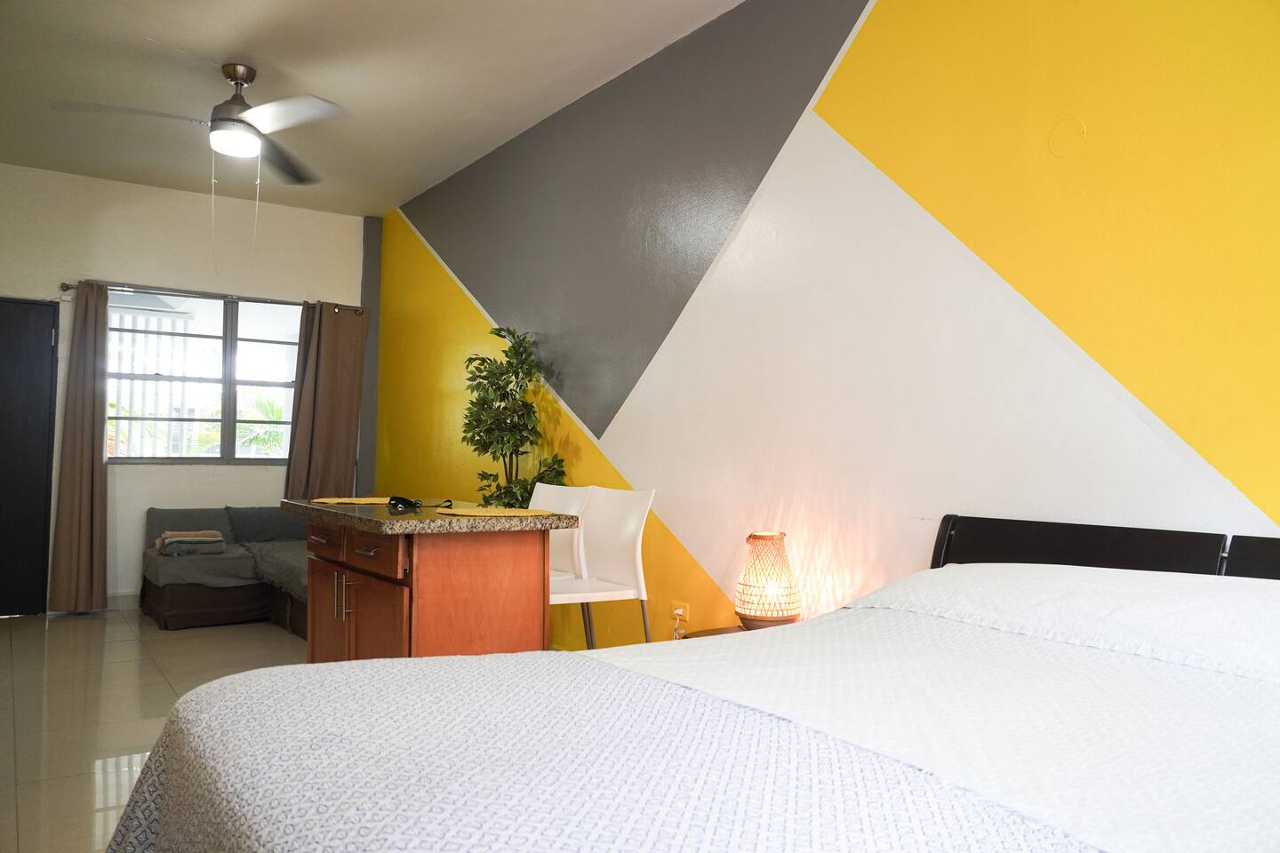 Sunrise Serenity Studio in Condado by Beach/Lagoon
