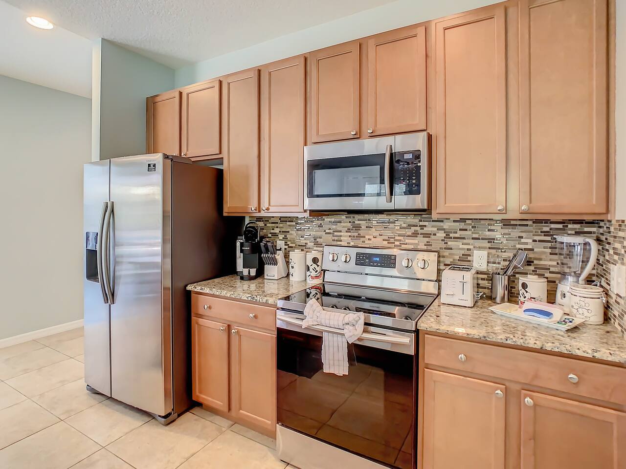 Big Disney Home!-Priv Pool/Spa (Heated) Sleeps 12!