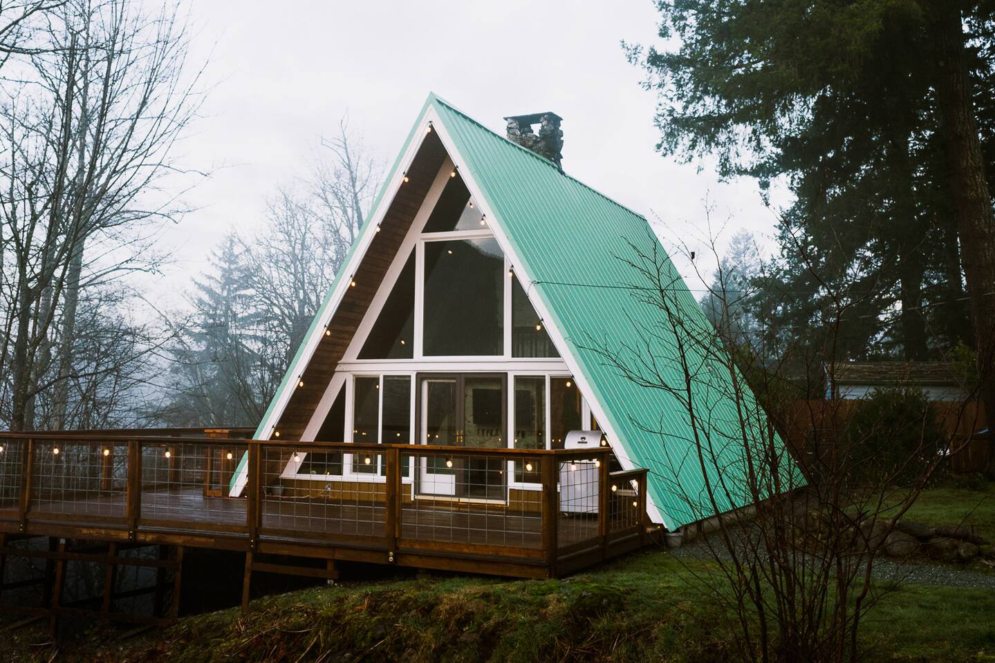 PNW A-Frame - Hot tub with view and A/C