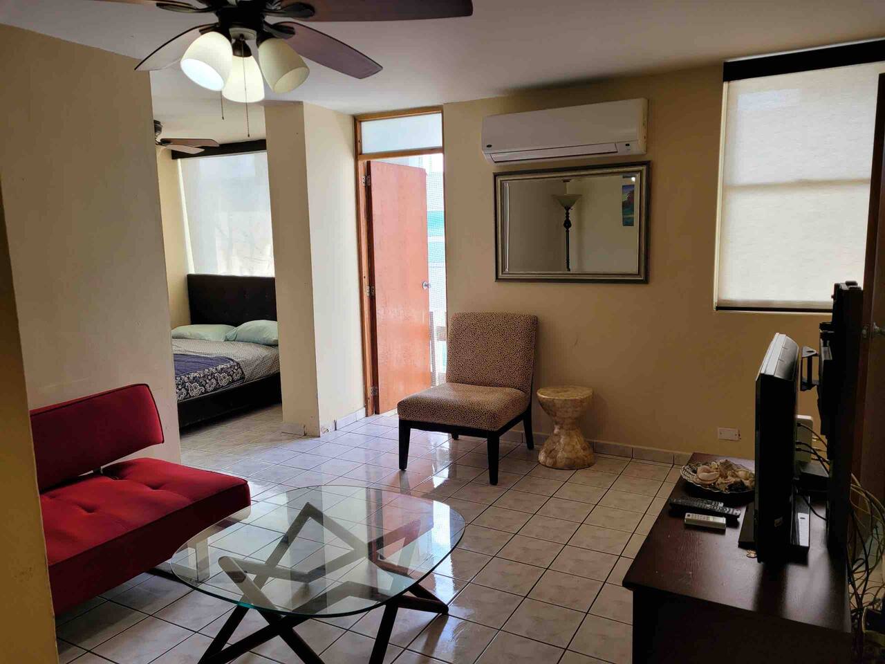 1BR Oasis: Ashford Ave, Pool, 3-Min Walk to Beach!