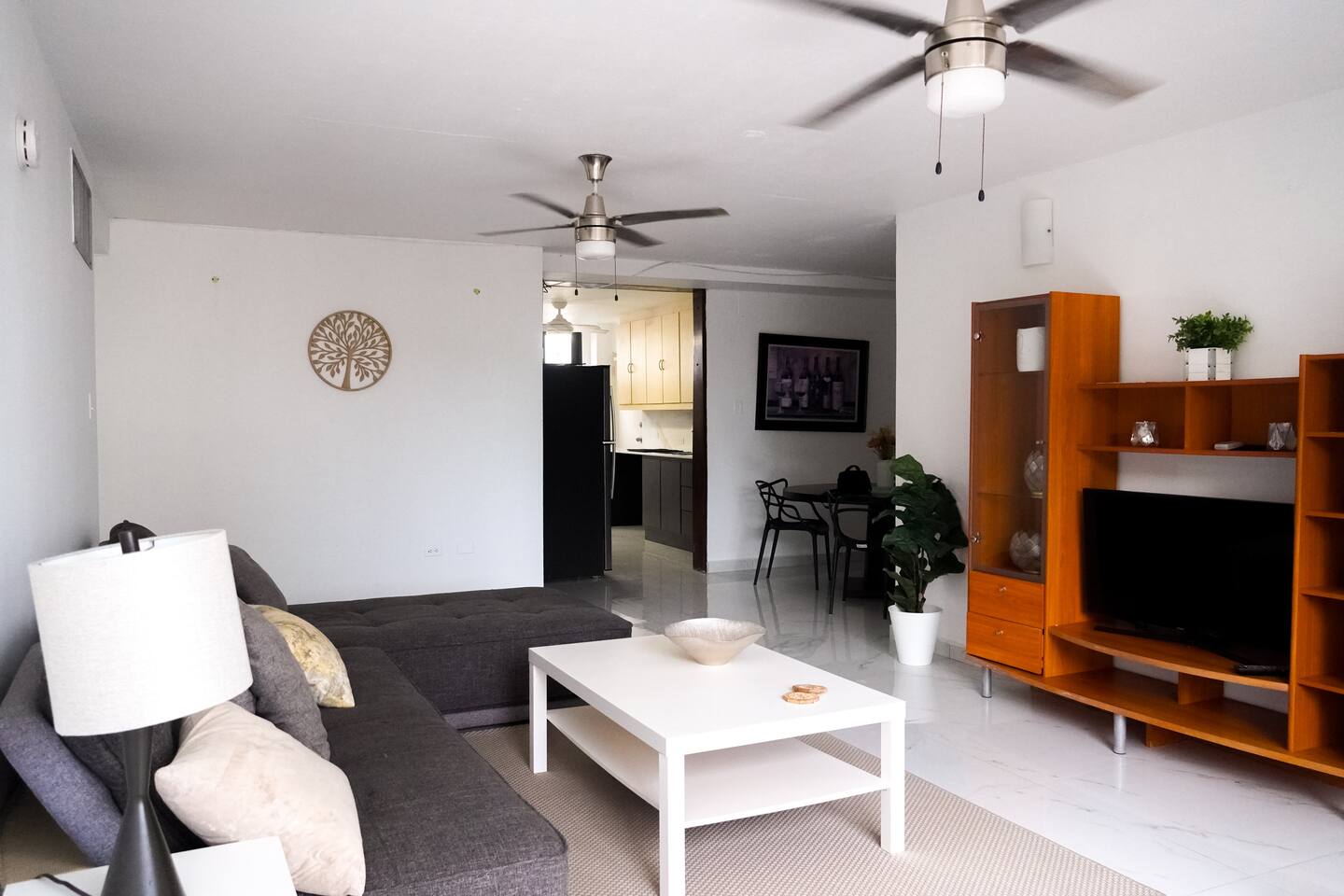3BR Condo in Condado w/Parking, Steps to the Beach